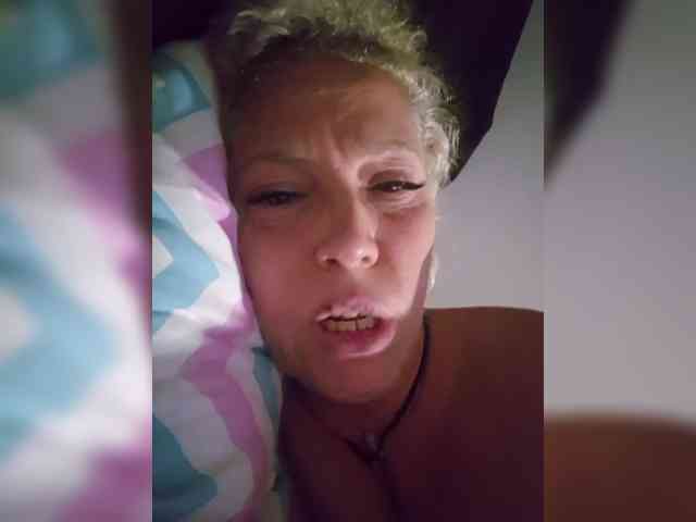 MoonKitten Sex Cam Show