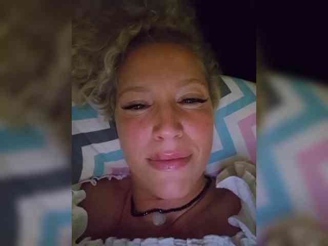 MoonKitten Sex Cam Show