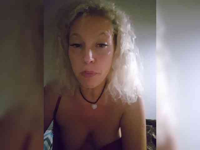 MoonKitten Sex Cam Show