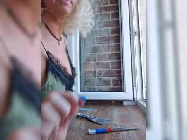 MoonKitten Sex Cam Show