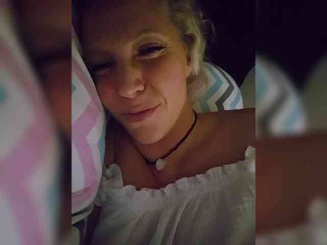 MoonKitten Sex Cam Show