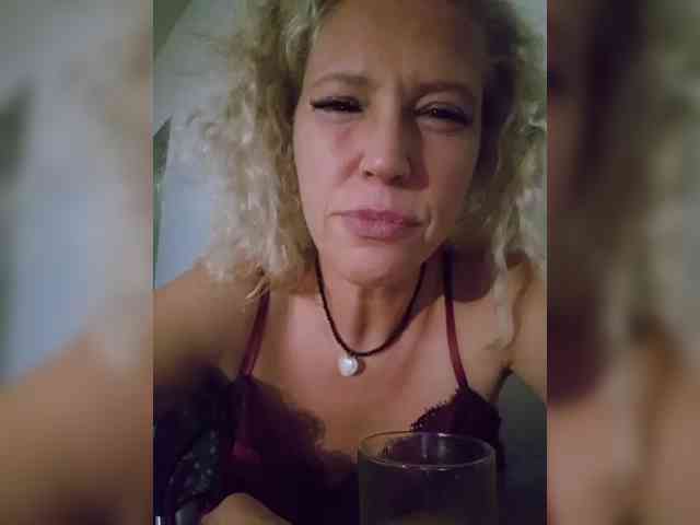 MoonKitten Sex Cam Show