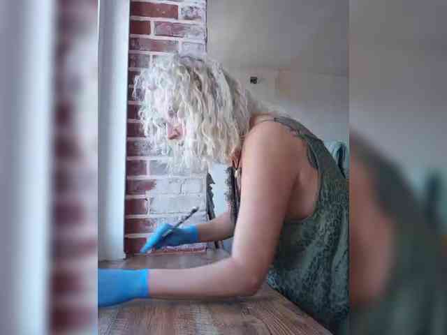 MoonKitten Sex Cam Show