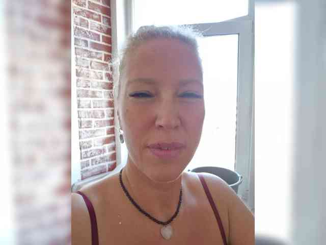 MoonKitten Sex Cam Show