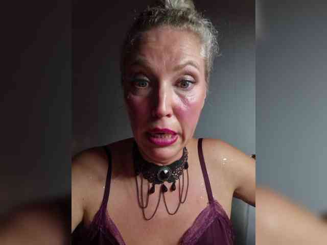 MoonKitten's webcam live show