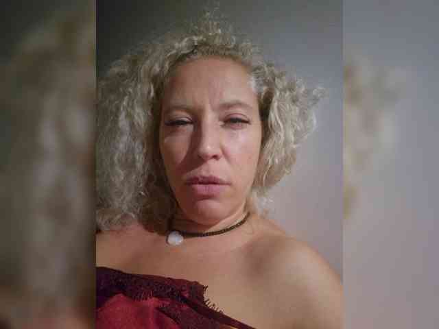 MoonKitten Sex Cam Show