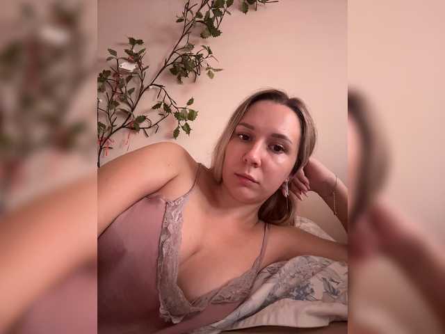 Fantazyorka00 live cam preview