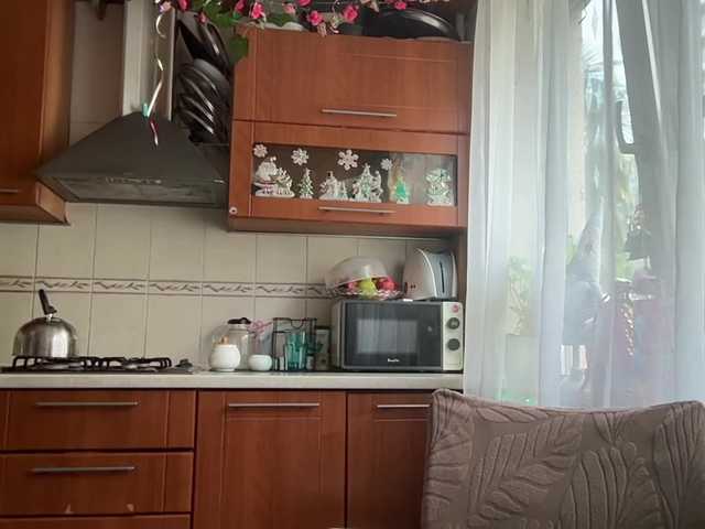 Fantazyorka00 live cam on BongaCams