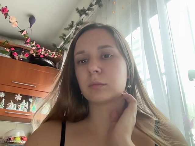 Fantazyorka00 live cam on BongaCams