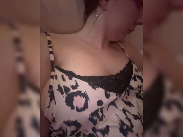 Fantazyorka00 live webcam show