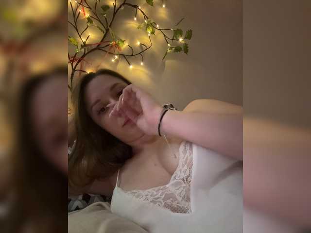 Fantazyorka00 live cam on BongaCams