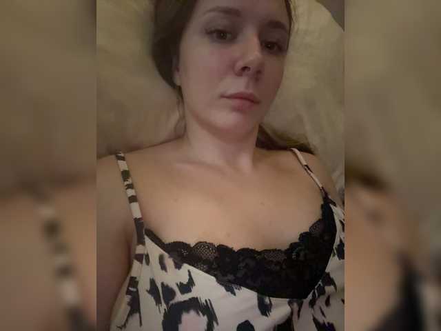 Fantazyorka00 live cam on BongaCams