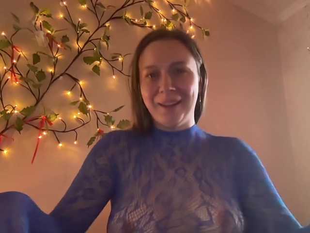 Fantazyorka00 live cam on BongaCams