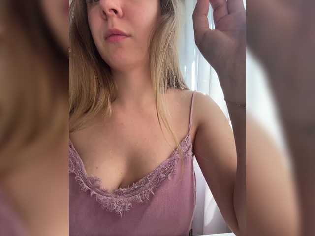 Fantazyorka00 Live Cam on BongaCams