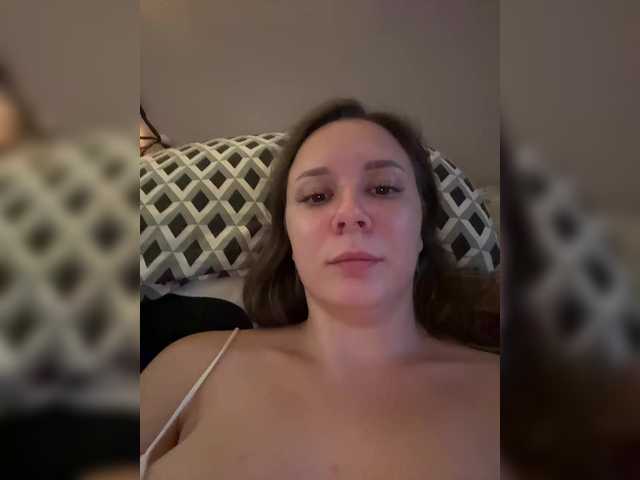 Fantazyorka00 live cam on BongaCams