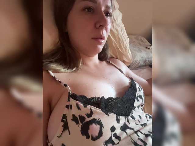 Fantazyorka00 live cam on BongaCams