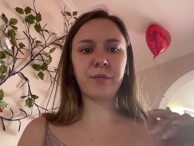 Fantazyorka00 live cam on BongaCams