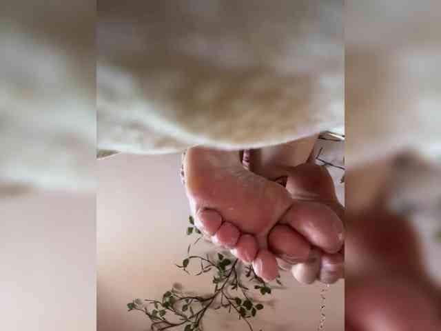 Fantazyorka00 webcam