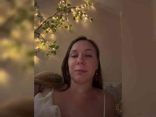 Fantazyorka00 webcam