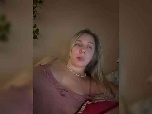 Fantazyorka00 webcam