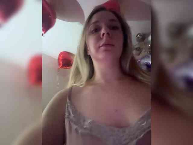 Fantazyorka00 webcam
