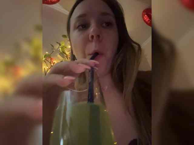 Fantazyorka00 webcam
