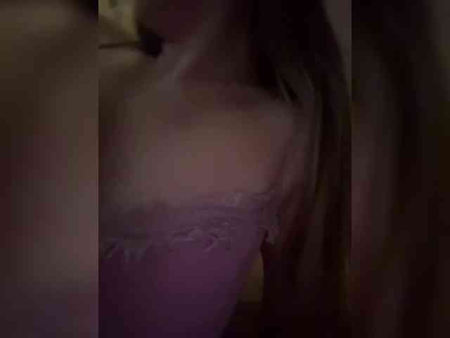 Fantazyorka00 webcam