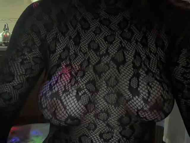 Fantazyorka00 webcam