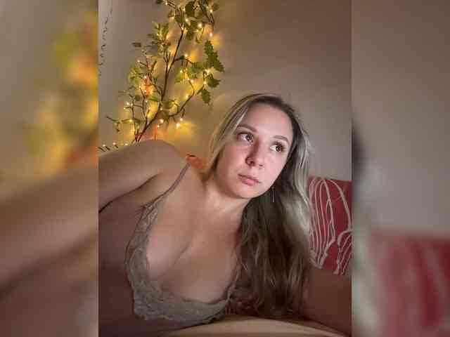Fantazyorka00 webcam