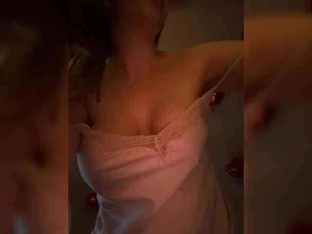 Fantazyorka00 webcam