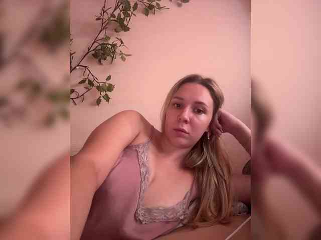 Fantazyorka00 webcam