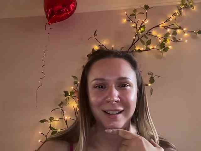 Fantazyorka00 webcam
