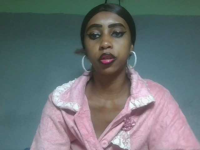 JEANELA live cam on BongaCams