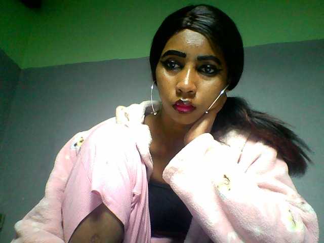 JEANELA live cam on BongaCams