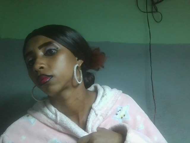 JEANELA live cam on BongaCams