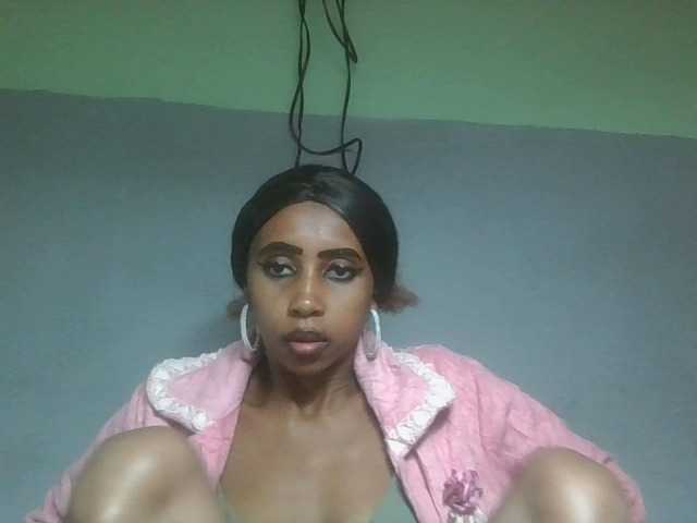 JEANELA live cam on BongaCams