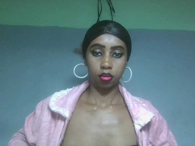 JEANELA live cam on BongaCams