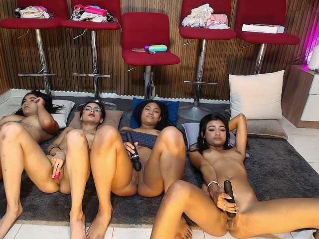 Sofia5Squirt live cam on BongaCams