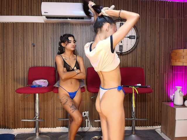 Sofia5Squirt live cam on BongaCams