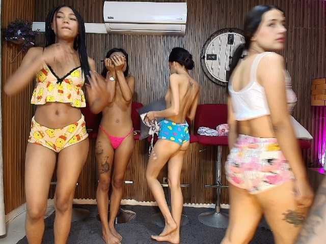 Sofia5Squirt live cam on BongaCams