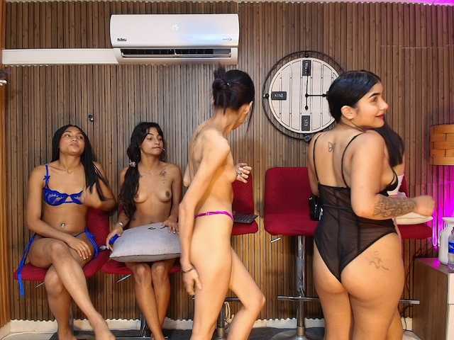 Sofia5Squirt live cam on BongaCams