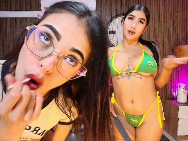 Sofia5Squirt Sex Cam Show