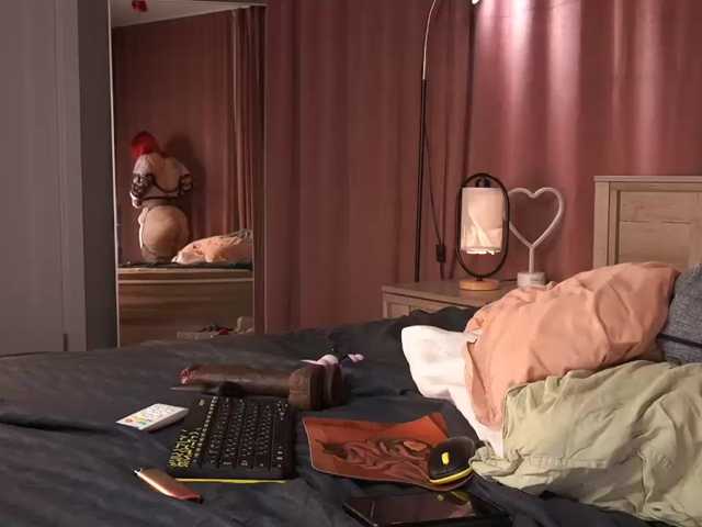 DriveThruOri live cam on BongaCams