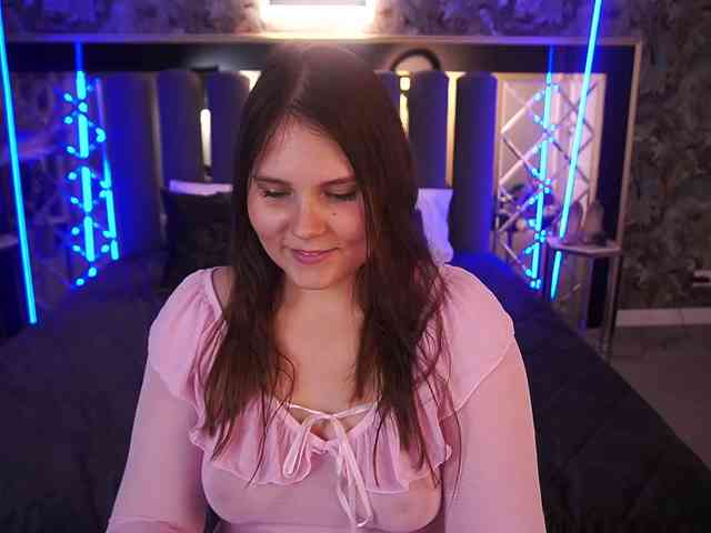 MagneticQueenn webcam