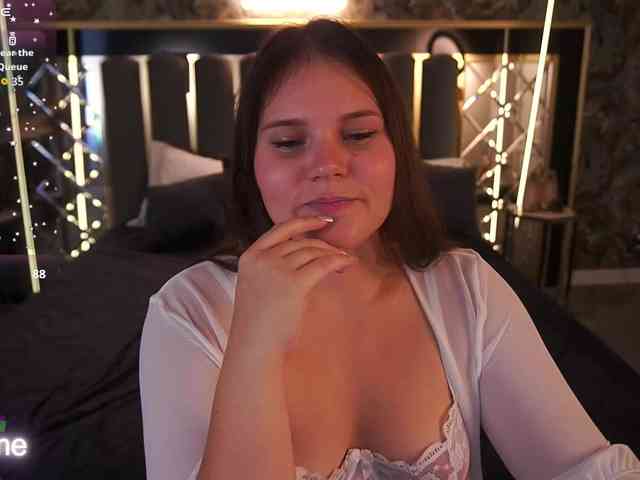 MagneticQueenn webcam