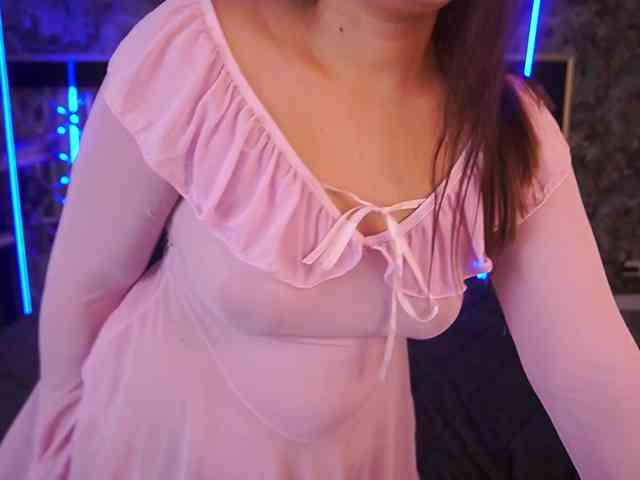 MagneticQueenn webcam