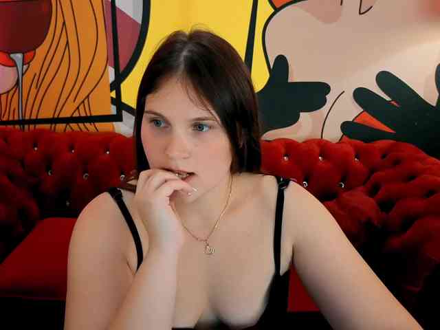 MagneticQueenn webcam