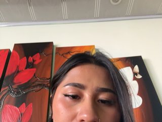 Evelyn- Porn Show