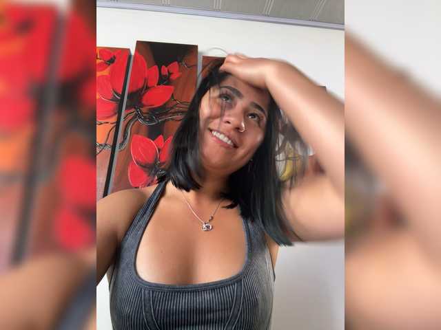 Evelyn- live cam on BongaCams