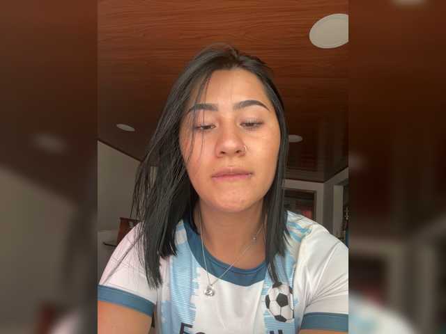 Evelyn- live cam on BongaCams